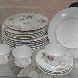 Service de table en porcelaine